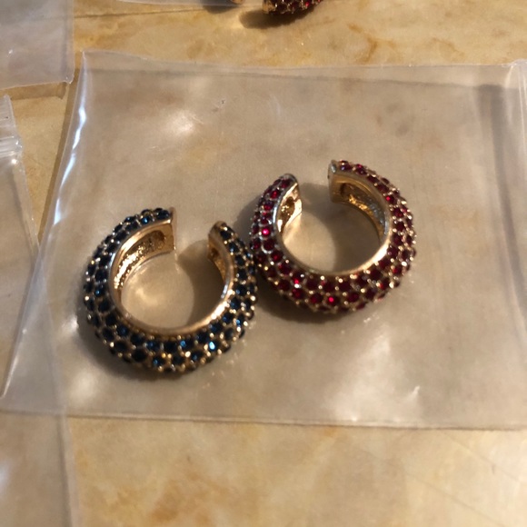 2 Pave Ear Cuff C Shape (red/blue) - Picture 6 of 9
